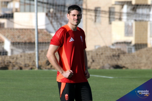 Sergio Ruiz durante un entrenamiento de pretemporada (J. PALMA)