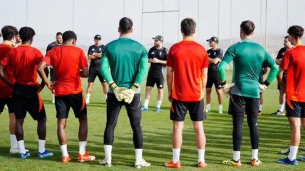 Jon Erice durante los primeros entrenamientos de la pretemporada (GRANADA CF)