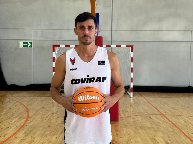 Pere Tomás ya ha iniciado la pretemporada con el Coviran (GRJ)