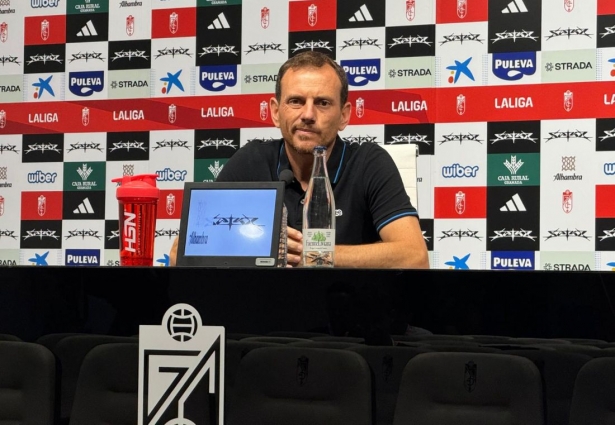 Alberto González, en rueda de prensa (GRJ)