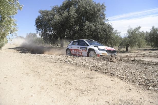 Xevi Pons durante un tramo (RALLY CIUDAD DE GRANADA)