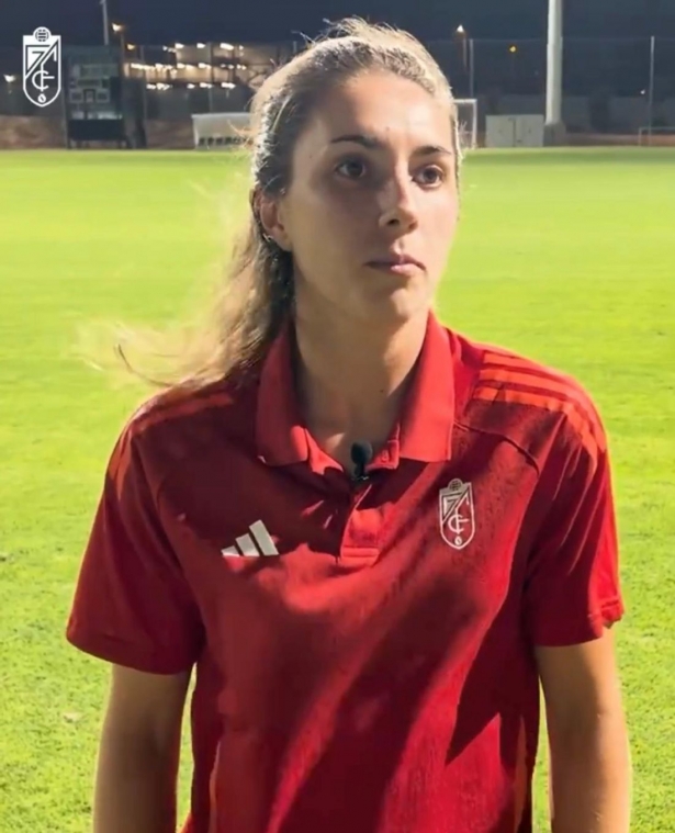 Alexia Fernández atendió a los medios del club (GRANADA CF)