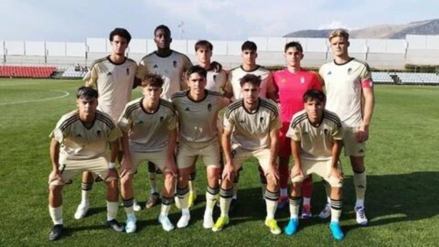 El filial no pudo lograr el triunfo (GRANADA CF)