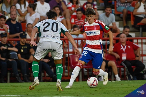 Pablo Sáenz podría irrumpir en el once titular (JOSÉ M. BALDOMERO)