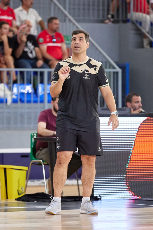 Pablo Pin durante el partido (FERMÍN RODRÍGUEZ/COVIRÁN GRANADA)