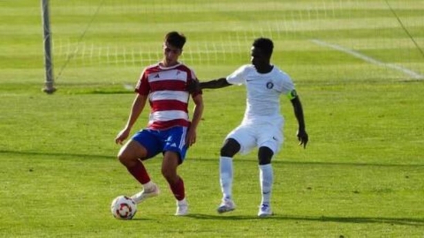 El filial no pudo llevarse el amistoso (GRANADA CF)