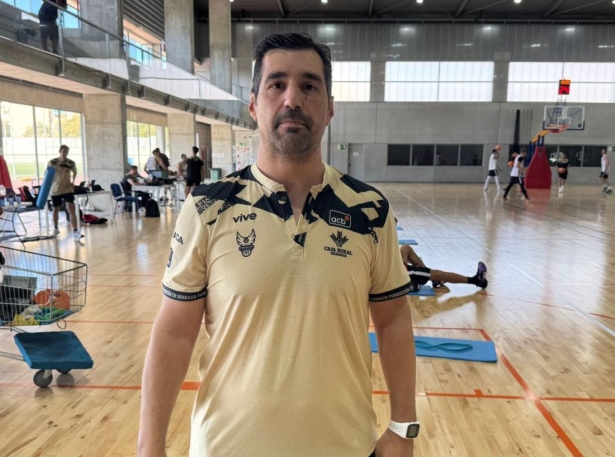 Pablo Pin ha atendido a los medios de comunicación en el Estadio de la Juventud 