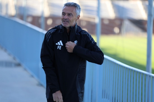 Escribá espera llegar lejos en la Copa (J. AZZCOYTIA)