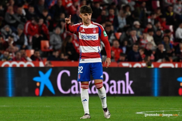 Juanma debutó con buena nota (JOSÉ M. BALDOMERO)