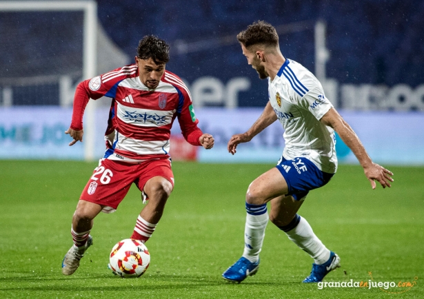 Rodelas en una jugada en el partido de Copa ante el Real Zaragoza (LOF)