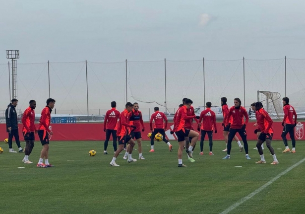 Sesión en `cuadro` en la Ciudad Deportiva (J. AZCOYTIA)