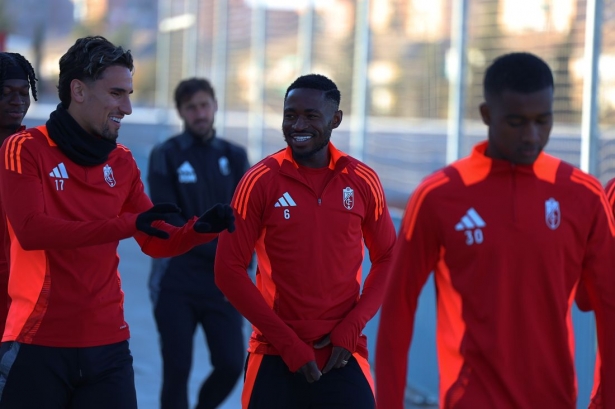 Hongla regresa a la lista rojiblanca (J. AZCOYTIA)