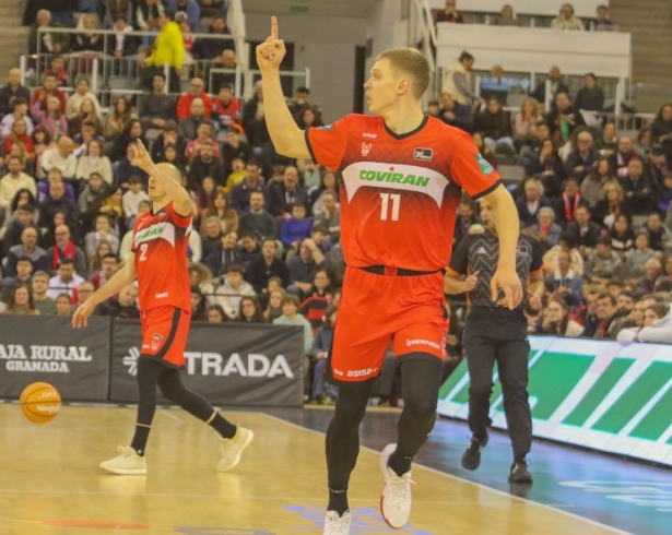 Valtonen estuvo certero ante Zaragoza (JOSÉ VELASCO)
