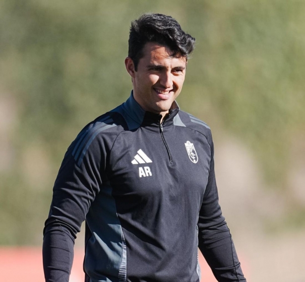 Ruiz, satisfrcho con el trabajo de las suyas (GRANADA)