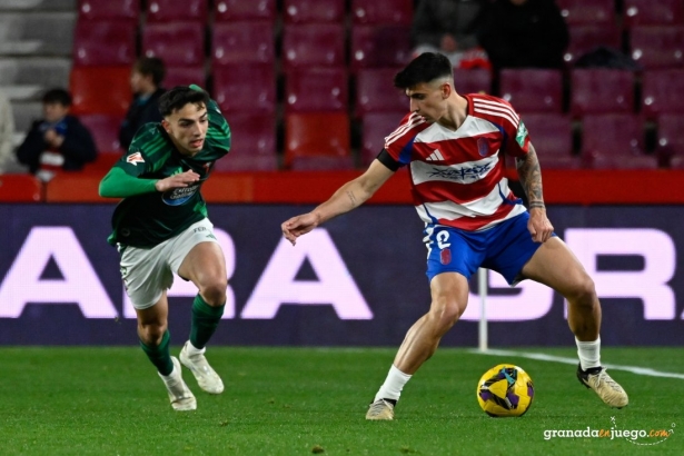 Rubén Sánchez completó un gran partido (JOSÉ M. BALDOMERO)