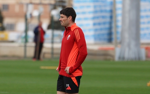 Sergio Ruiz espera que el equipo dé un paso al frente (J. AZCOYTIA)