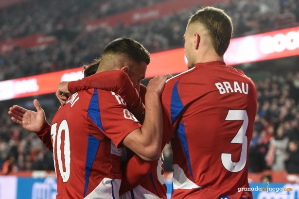 El Granada buscar repetir victoria ante el Cartagena (JOSÉ M. BALDOMERO)
