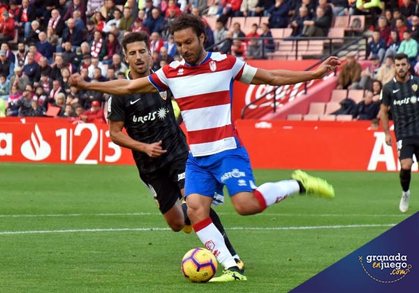 El Granada intentará sumar otro triunfo ante el Almería (BALDOMERO)