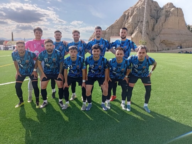 El Purullena CF depende de si mismo para jugar el playoff (PURULLENA CF)