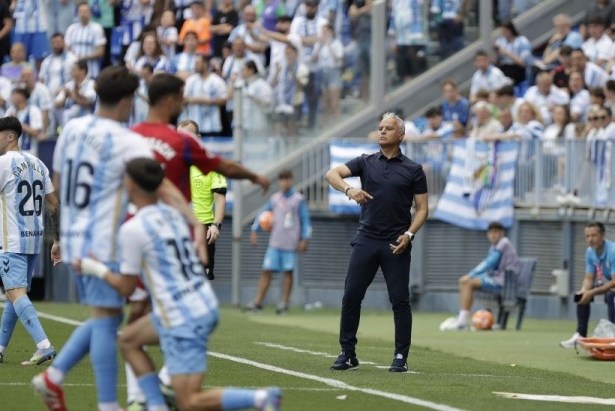 Pellicer ha felicitado a sus jugadores por el gran partido (LALIGA)