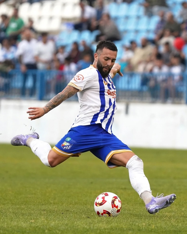 El capitan del CF Motril, Migue Cobo (CF MOTRIL)