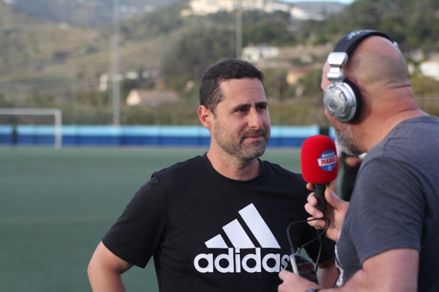 El entrenador del Purullena CF, Leo Samaja 