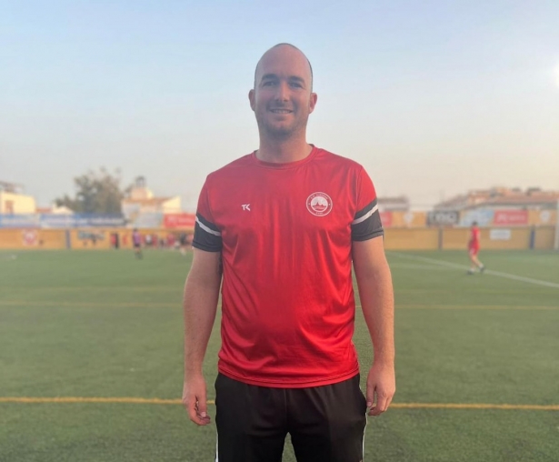 El técnico del Costa Tropical, Fran Camacho