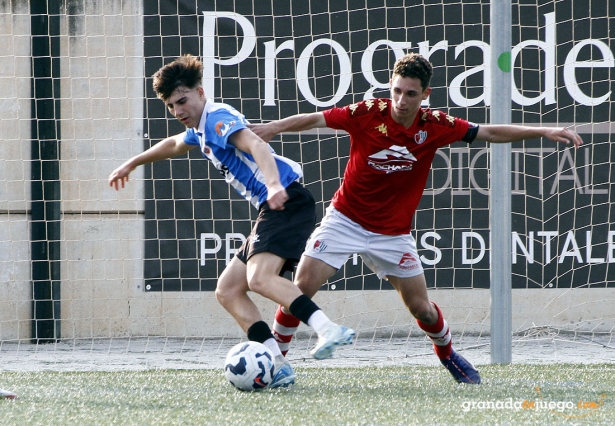 El Español Albolote se llevó el derbi ante el Arenas (J. PALMA)