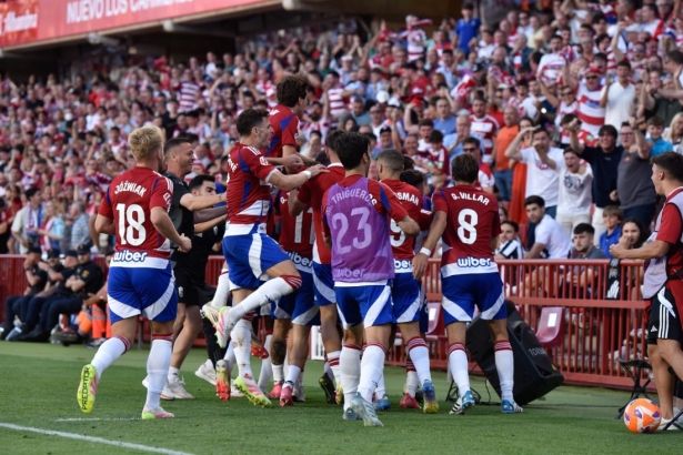 El Granada sufrió para lograr los tres puntos (JOSÉ M. BALDOMERO)