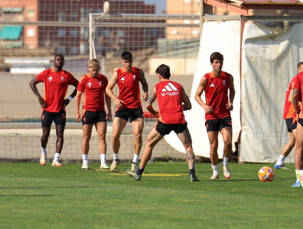 Rubén Sánchez ha entrenado junto a sus compañeros (J. AZCOYTIA)