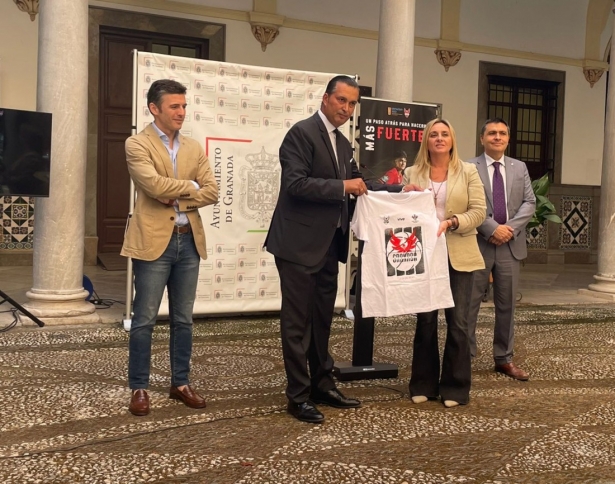 Presentación de la campaña de abonos (D. GUERRERO)