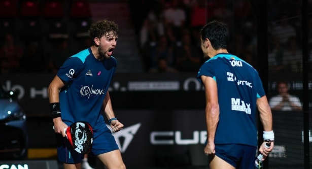 Mike Yanguas y Coki Nieto celebran un punto (PREMIER PADEL)