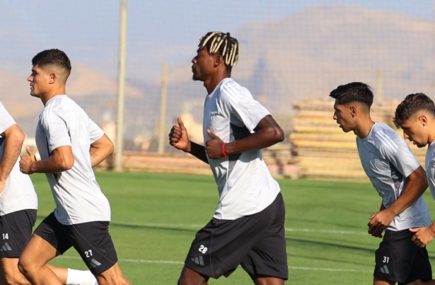 Oscar ha comenzado la pretemporada con el Granada (J. AZCOYTIA)