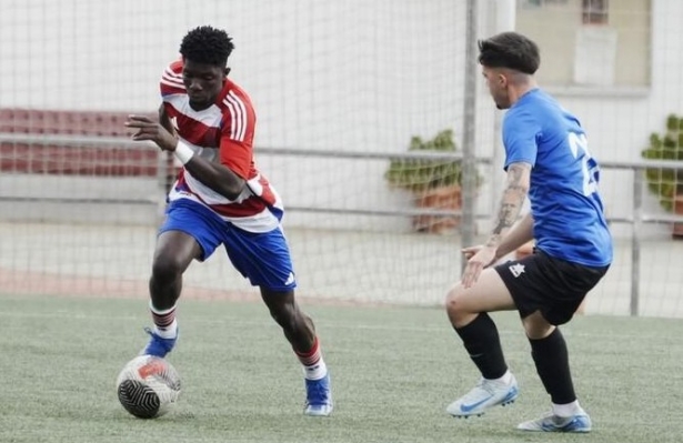 Robin buscará minutos lejos de Granada (GRANADA CF)