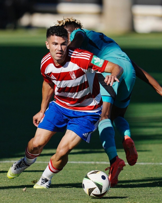 Casadesús tendrá que parar por culpa de un esguince de tobillo (GRANADA CF)