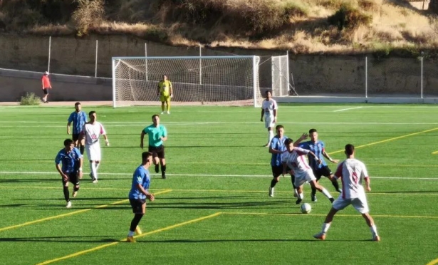 El Guadix CF eliminó al Purullena en cuartos de final (GUADIX CF)