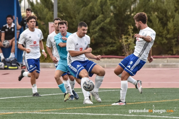 El CD Santa Fe buscará la remontada en el `Medina Lauxa` (JOSÉ M. BALDOMERO)