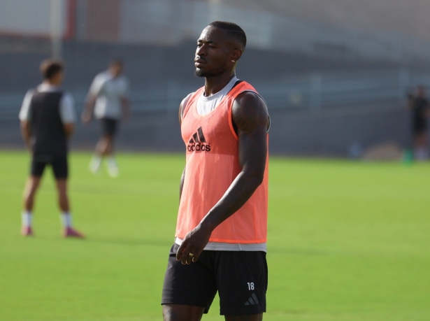 Hongla acudirá a la llamada de su Selección (J. AZCOYTIA)