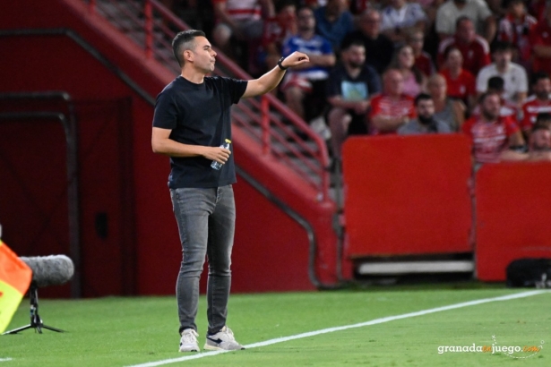 Justo destacó la actitud de su equipo (J.M. BALDOMERO)