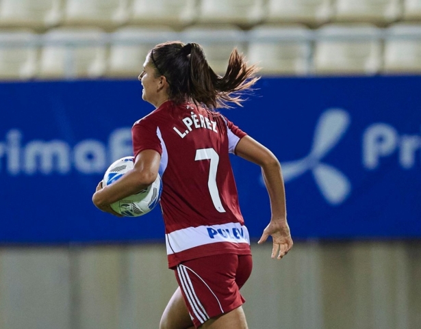 Laura Pérez marcó su primer tanto de la temporada (GRANADA CF)