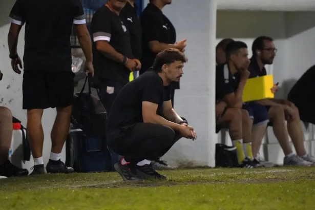 Chus Hevía durante un partido con el Motril (CF MOTRIL)
