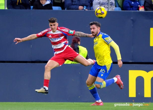 Cádiz y Granada se vuelven a cruzar (LOF)