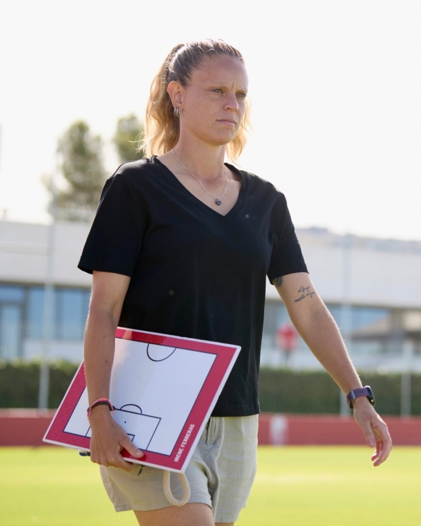 Irene Ferreras terminó satisfecha con su equipo a pesar de la derrota abultada (LIGA F)