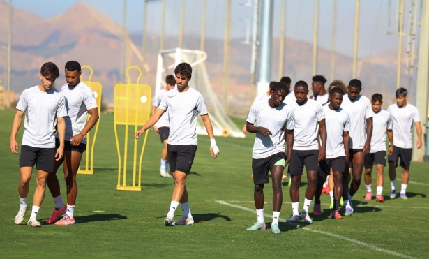 Pacheta puede contar con todos sus futbolistas (J. AZCOYTIA)