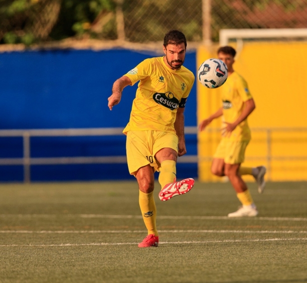 El Huétor Tájar quiere despegar (DIEGO LEMUS)