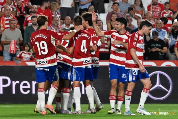 El equipo firmó una gran goleada (J.M. BALDOMERO)