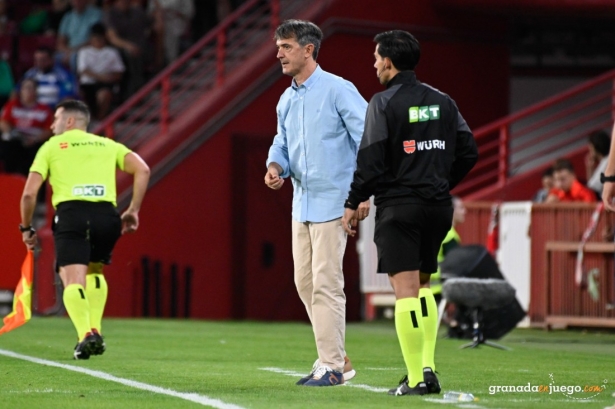 Pacheta ha terminado muy satisfecho con el partido de su equipo (J.M. BALDOMERO)