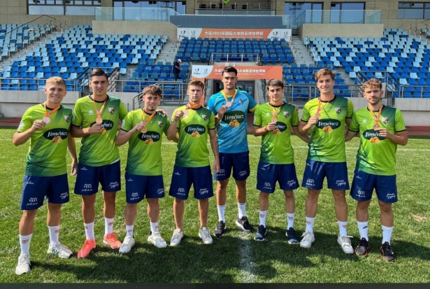 Jugadores del CD Huétor Vega que vuelven tras su periplo mundialista (CD HUÉTOR VEGA)