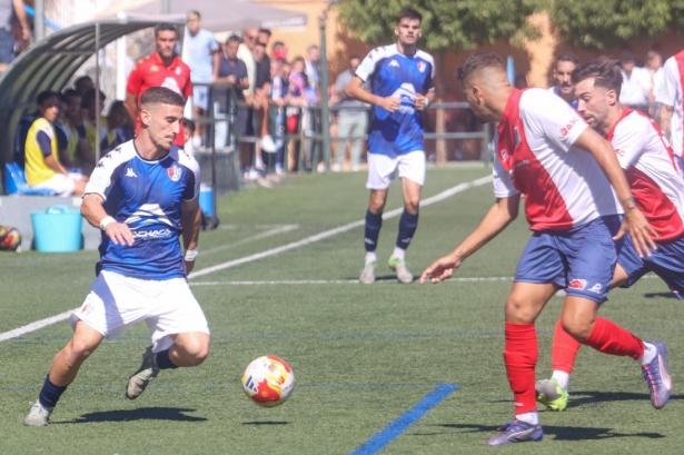 Churriana y Arenas disputaron un intenso derbi (GPMEDIA)
