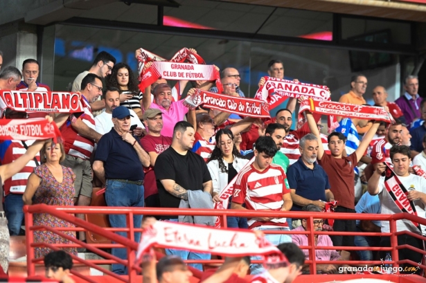 La afición volverá a arropar al equipo (J.M. BALDOMERO)